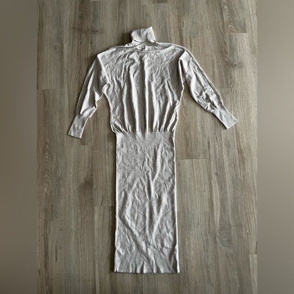 Aritzia Babaton Women’s Bogart Midi Dress Birch  - Size Small - Picture 8 of 10